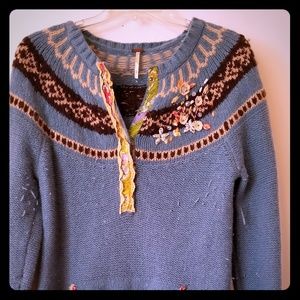 Vintage blue sweater